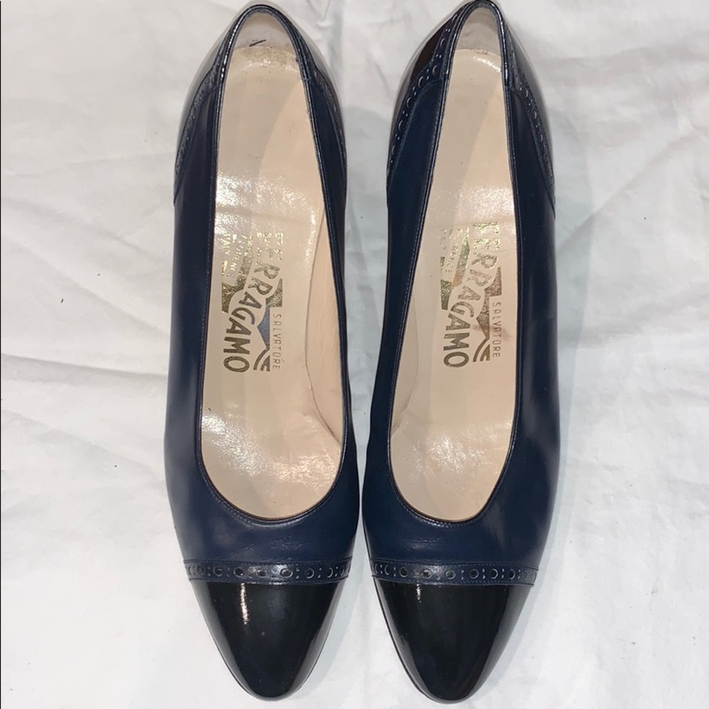 Salvatore Ferragamo Pump